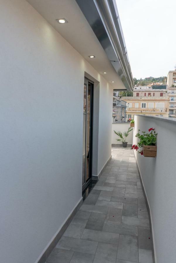 Marranzanu Rooms Santa Teresa Di Riva Exterior foto